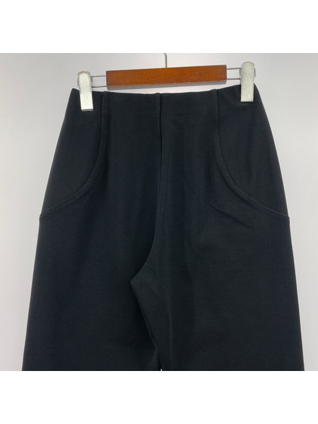 ISSEY MIYAKE パンツ リブニット 黒（M）