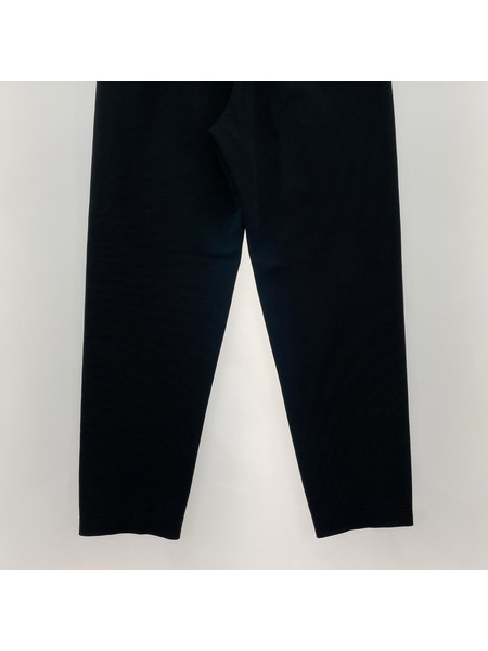 ISSEY MIYAKE パンツ リブニット 黒（M）