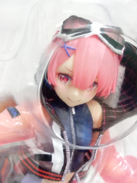 〇ラム -Neon City Ver.- 1/7スケールフィギュア