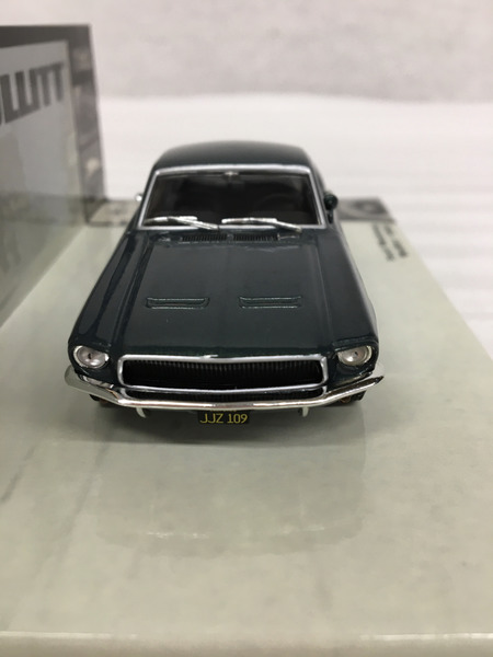 1/43スケールカー ミニチャンプス 1/43 Ford Mustang ‘Bullitt’ 1968