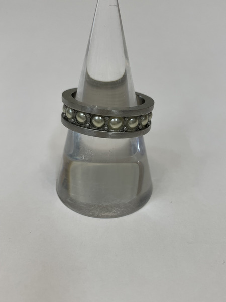 LOUIS VUITTON リング モノグラム パール M