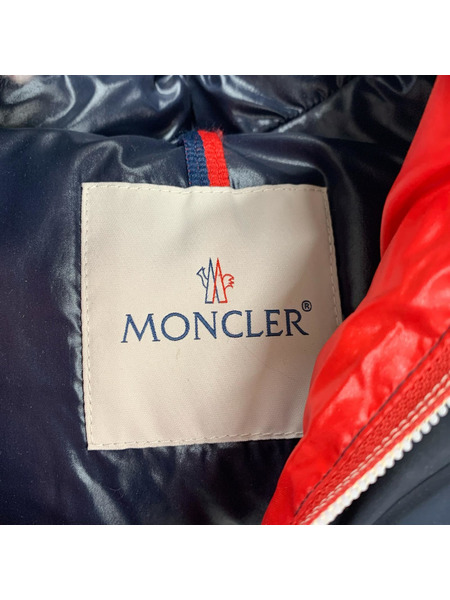 MONCLER ダウンジャケット 92