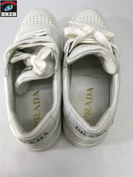 PRADA ダウンタウンボールドレザースニーカー 白(38)