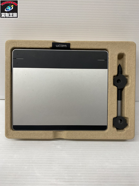 Intuos Comicpen＆touch small WACOM ペンタブレット[値下]