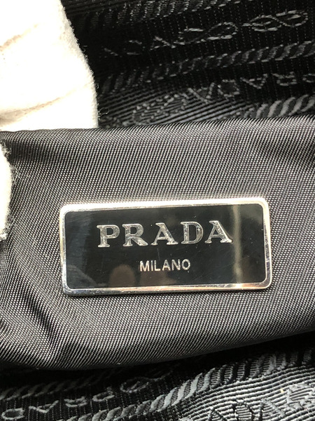 PRADA　リュック/黒