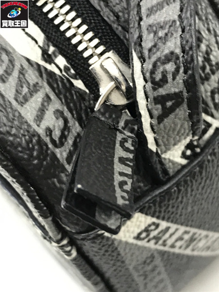 Balenciaga ショルダーバッグ EVERYDAY エブリデイ カメラバッグ XS 552372･1080･X･568008