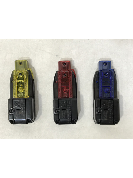 メーカー ウルトラマン DXガッツハイパーキーPremium 闇の3巨人キーセット