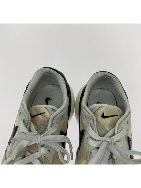 NIKE スニーカー FD2196-100