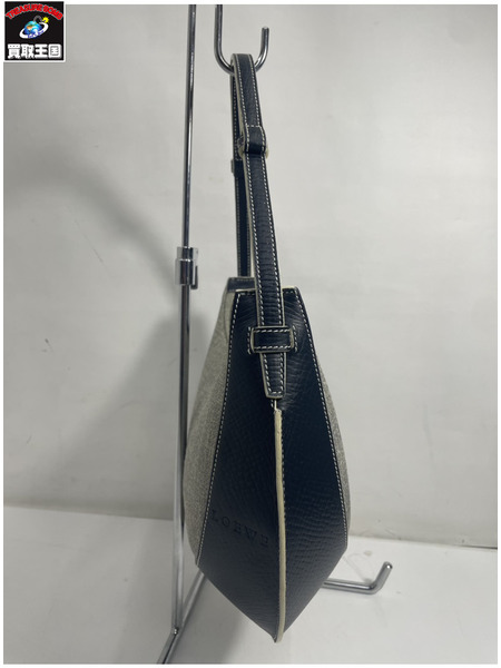 ハンドバッグ ホーボー　型押し　レザーショルダー