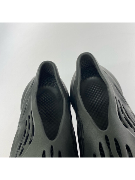 adidas サンダル YEEZY Foam Runner "Onyx" (26)