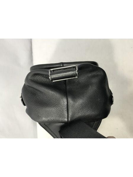 ボディバッグ 71185/レザー