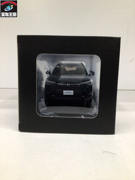 カラーサンプル カローラクロス マッシブグレー