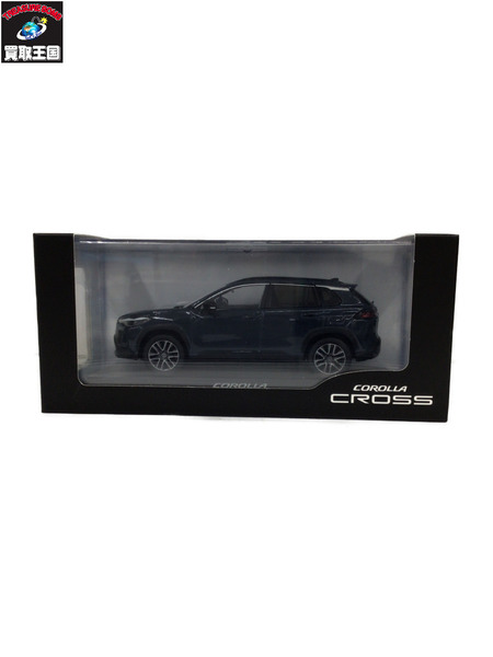 カラーサンプル カローラクロス マッシブグレー