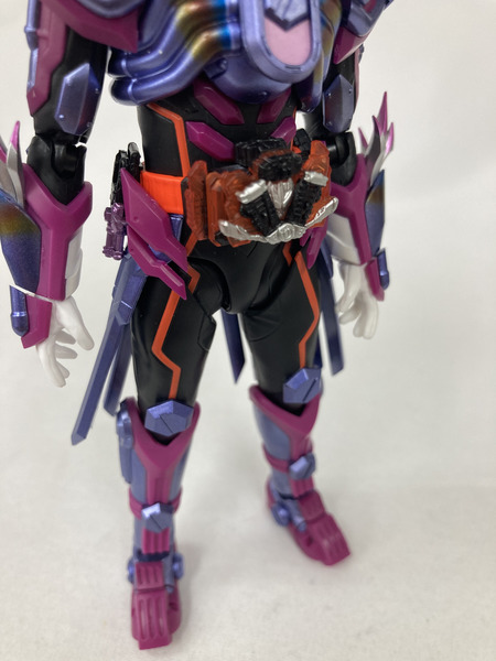 フィギュアーツ 仮面ライダーヴァルバラド