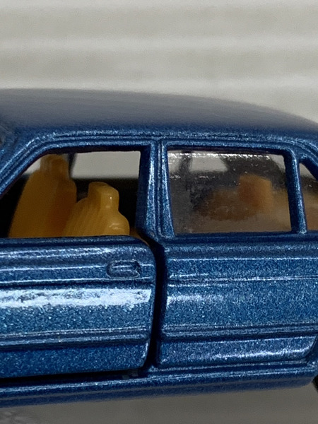 青箱トミカ F7 メルセデス ベンツ 450 SEL