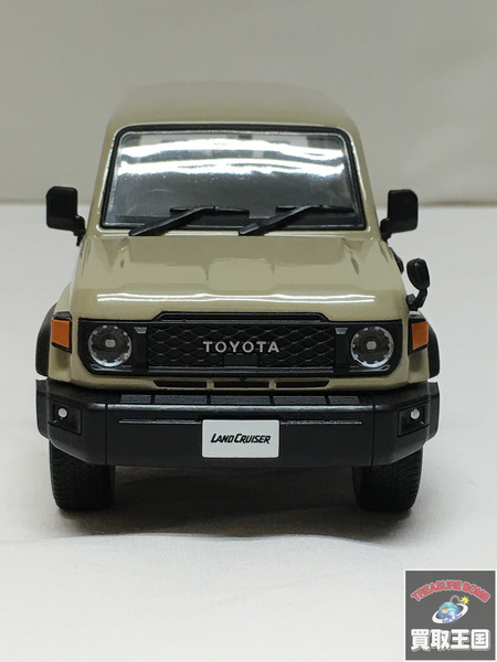 カラーサンプル トヨタ ランドクルーザー 4E9 ベージュ