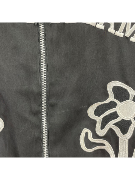 AMBERGLEAM 刺繍ジップブルゾン - ブラック