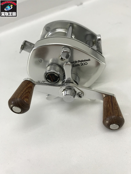 ﾘｰﾙ　SHIMANO　バンタム200