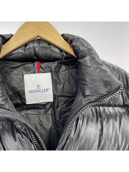 MONCLER ジャケット ダウンジャケット ブラック 6