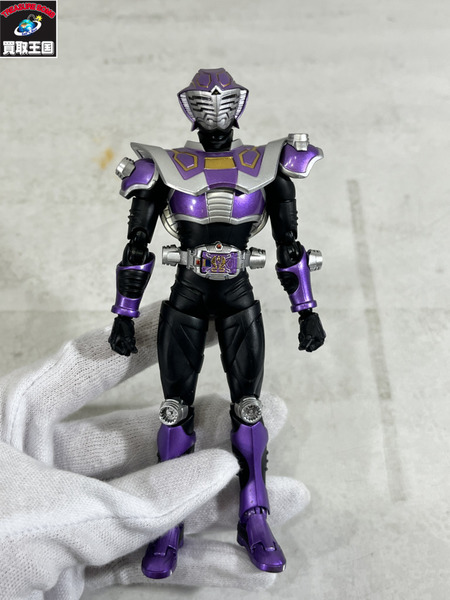 S.H.Figuarts 仮面ライダー王蛇[値下]