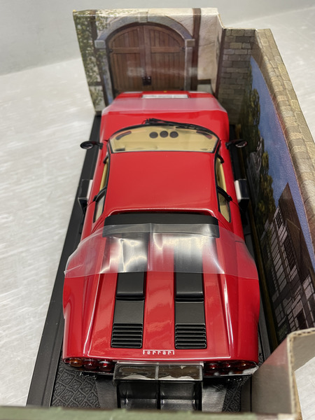 京商 1/18 フェラーリ 365GT4/BB ダイキャストモデルカー
