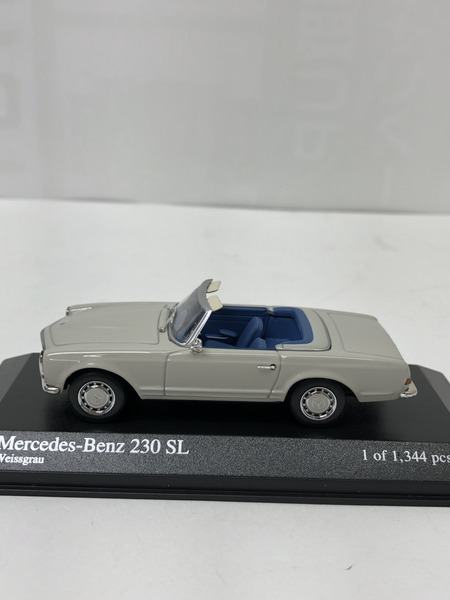 Mercedes-Benz 230 SL ミニカー 1:43 50years Mercedes-Benz 230 SL ミニカー 1:43 50years