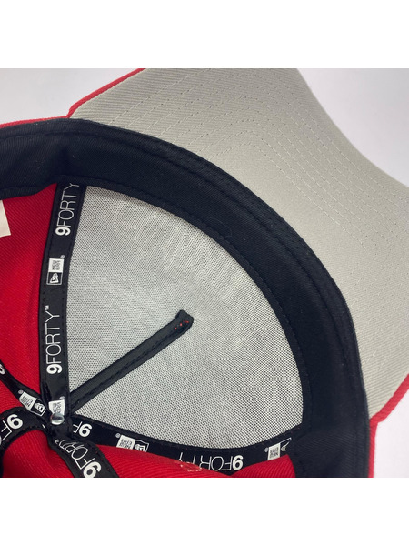 Supreme キャップ 25AW Sharp Spellout Adjustable Cap RED