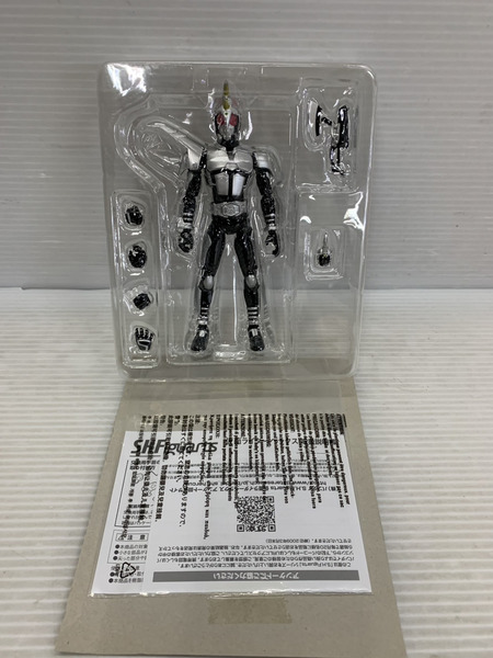 メーカー 仮面ライダーフィギュア S.H.Figuarts 仮面ライダーヘラクス