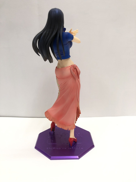 ワンピース POP　ニコロビン