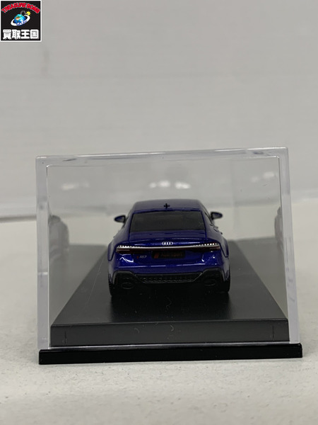 31.CMモデル 1/64 Audi RS7 Sportback