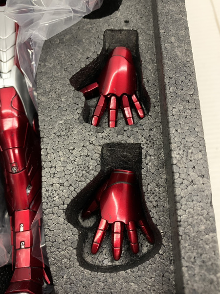 MARVEL ホットトイズ アイアンマン・マークV ムービー・マスターピース