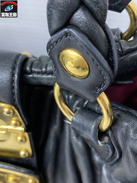 ショルダーバッグ Miu Miu マテラッセ ショルダーバッグ 