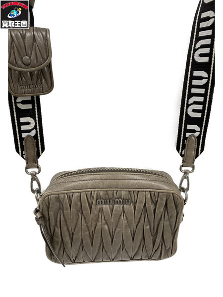 ショルダーバッグ Miu Miu マテラッセ ショルダーバッグ 