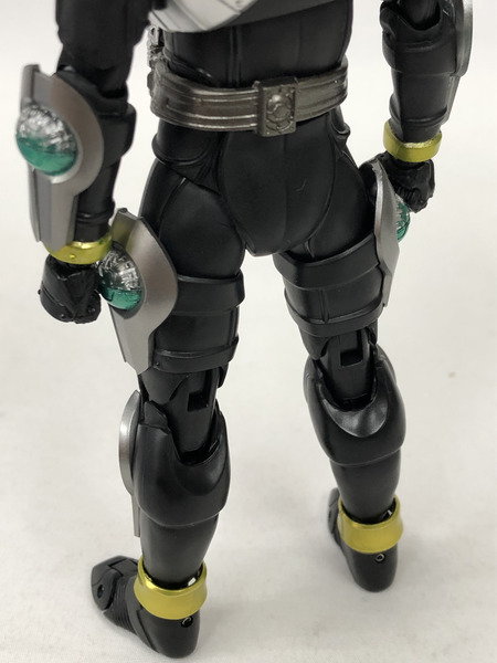 フィギュアーツ 真骨彫 仮面ライダーバース