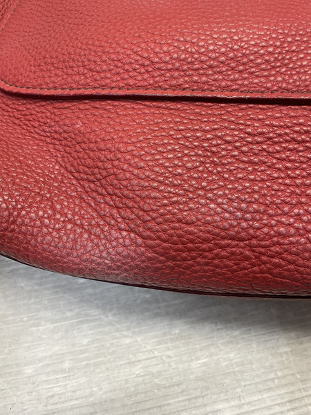 miumiu マドラス シュリンクレザートートバッグ レッド
