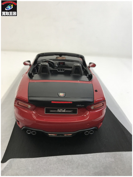1/18スケールカー アバルト 124 スパイダー ROSSO COSTA BRAVA 1972
