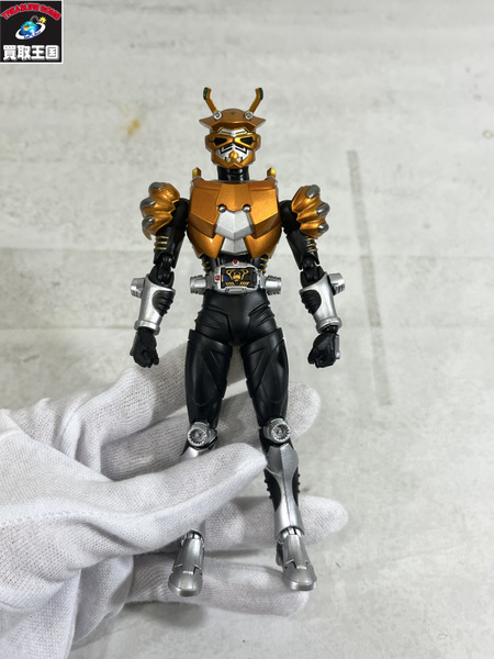 S.H.Figuarts 仮面ライダーシザース