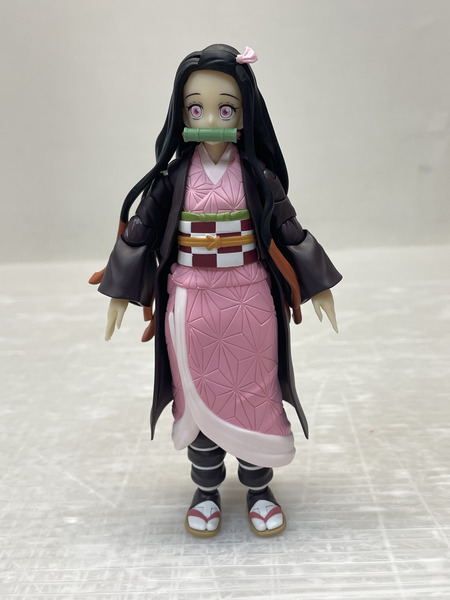 BANDAI   鬼滅の刃 S.H.フィギュアーツ 竈門禰豆子