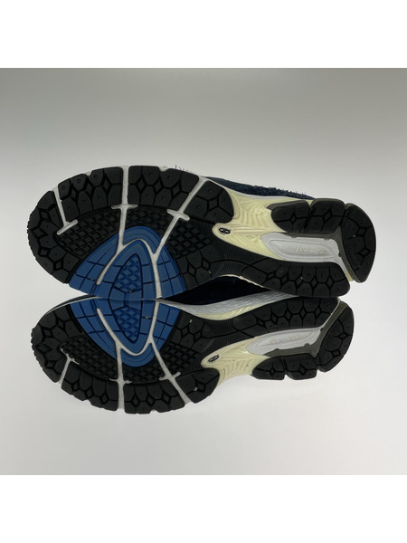 NEW BALANCE スニーカー N.HOOLYWOOD× INVINCIBLER 2002GTX[値下]