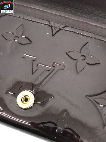 LV 小銭入れ・コインケース アンヴェロップカルトドゥヴィジット ヴェルニ 紫