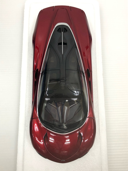 AUTOart 1/18 McLAREN SPEEDTAIL レッド 76087