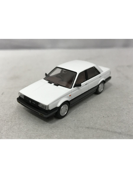 トミカ TLVN LV-N10c 日産 トラッドサニー 1500 スーパーサルーン