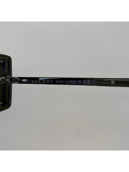 BURBERRY　メガネ・サングラス