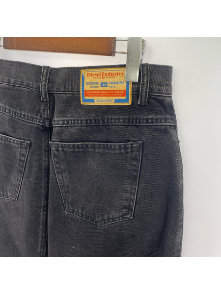 DIESEL ヒザ丈スカート デニムスカート 黒 (w29)[値下]