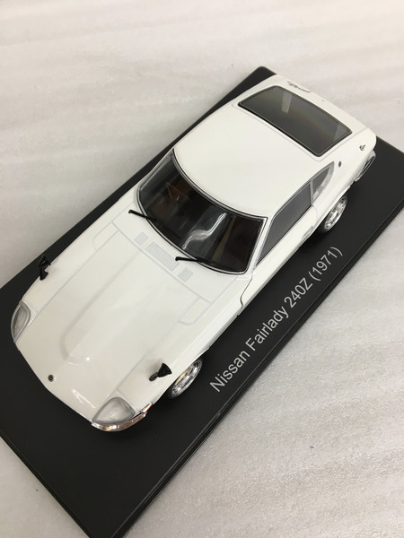 1/24スケールカー Nissan Fairlady 240Z (1971)