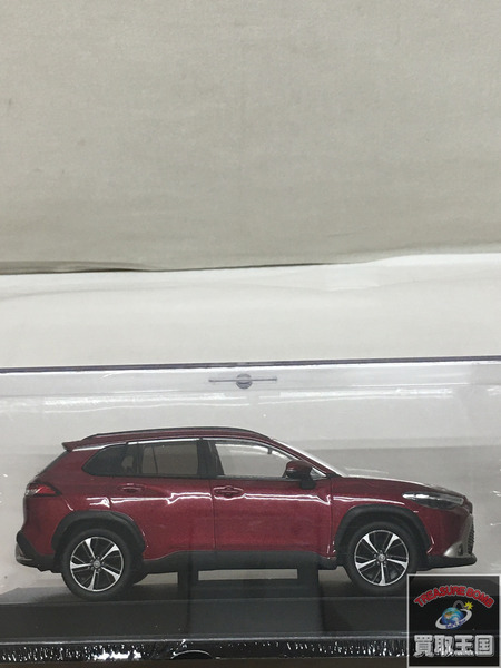カラーサンプル トヨタ カローラクロス　3T3 センシュアルレッドマイカ
