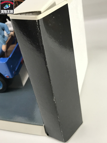 HAPAX JEEP TINTIN 青いジープ フィギュア付