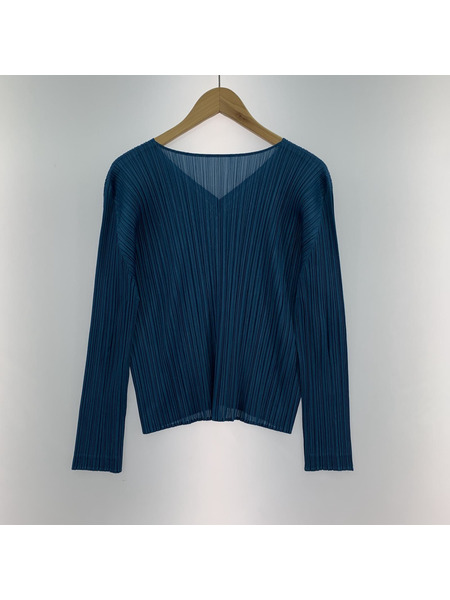 PLEATS PLEASE　トップス
