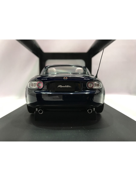 1/18スケールカー AUTOart ロードスター オートリトラタクブル ダークブルー