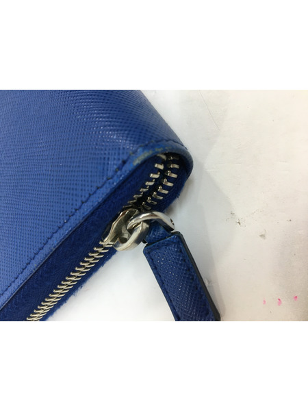長財布 PRADA ラウンドウォレット　青